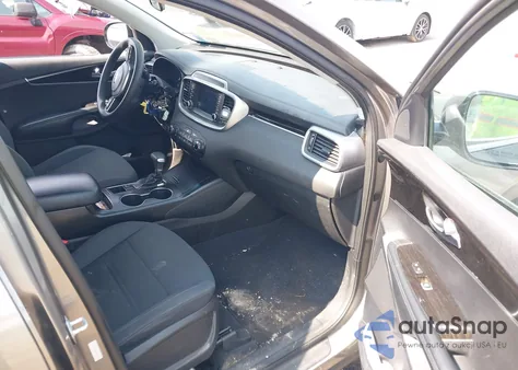 2019 Kia Sorento 2.4L Lx из США, поврежденный, VIN 5XYPG4A38KG513195